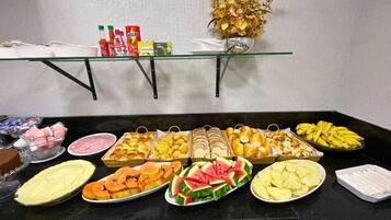Desayuno buffet incluido todos los días