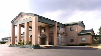 Welcome Inn and Suites