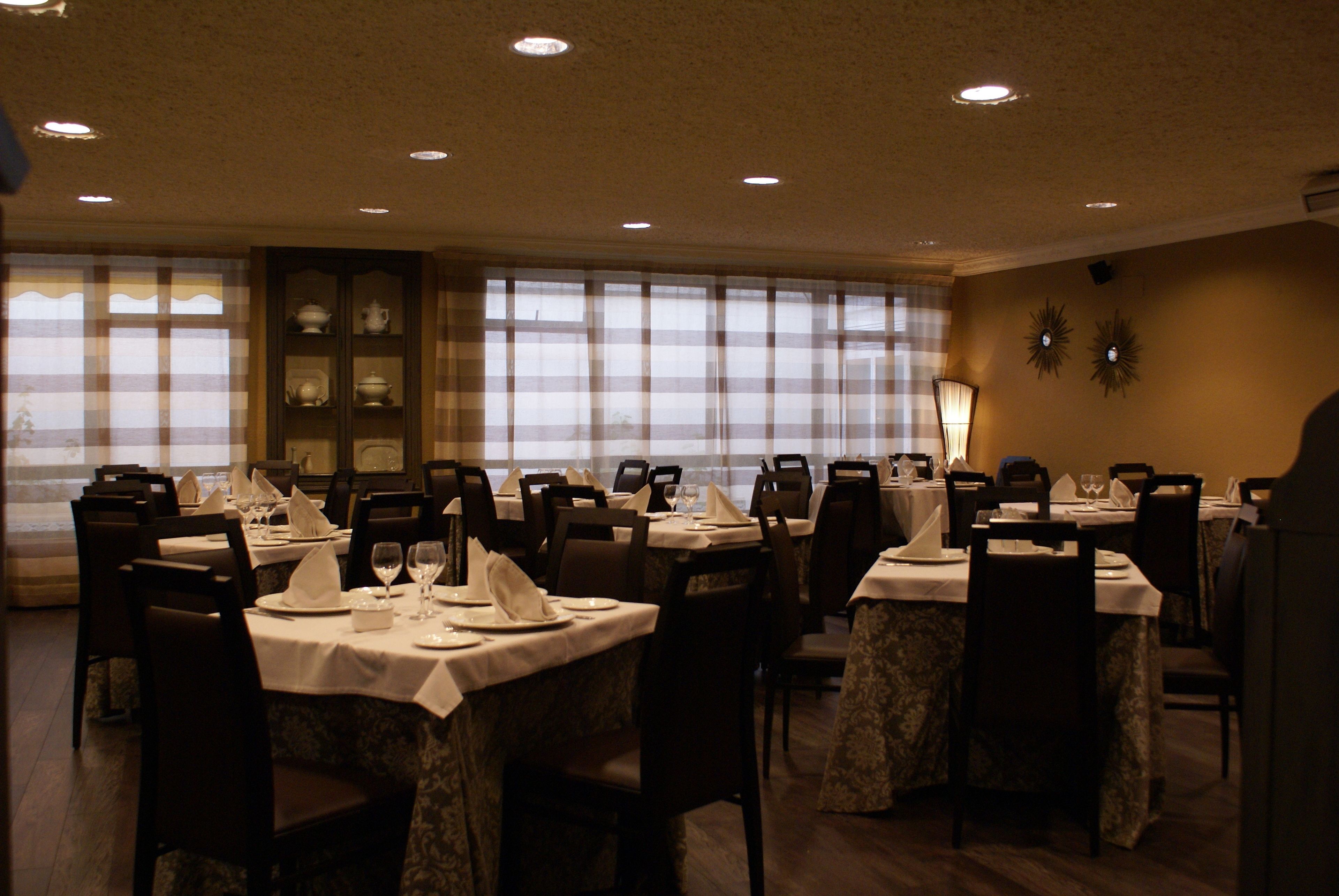 breakfast, lunch, dinner served; spanish cuisine