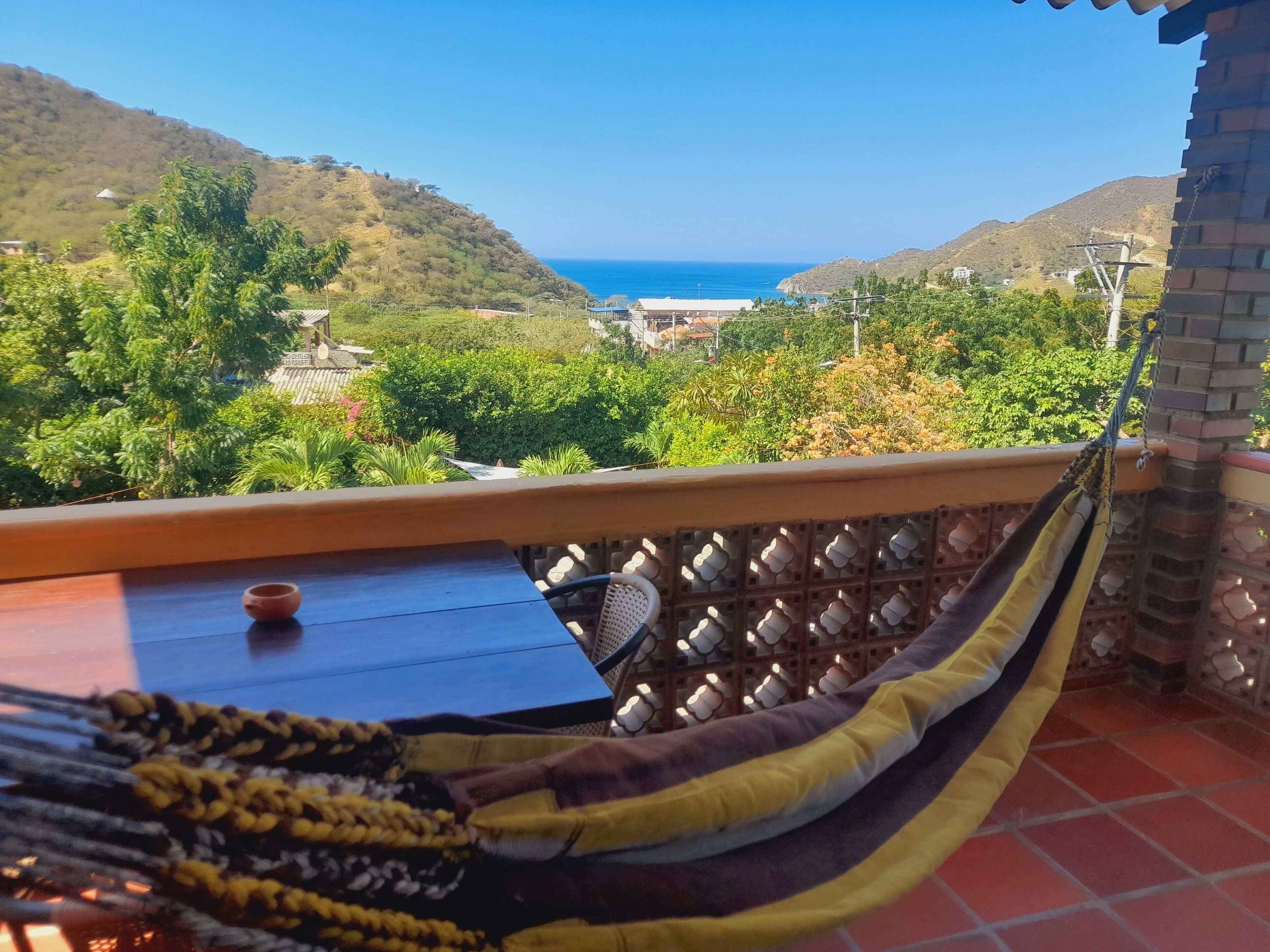 Studiosviitti | Tallelokero huoneessa, vuodevaatteet