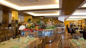 用餐