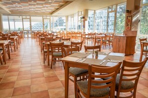 Restaurant - Hotel Sandy Beach (Albena)