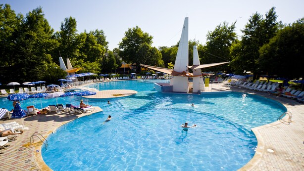Indoor pool - Ralitsa AquaClub Hotel & Aquapark (Albena)