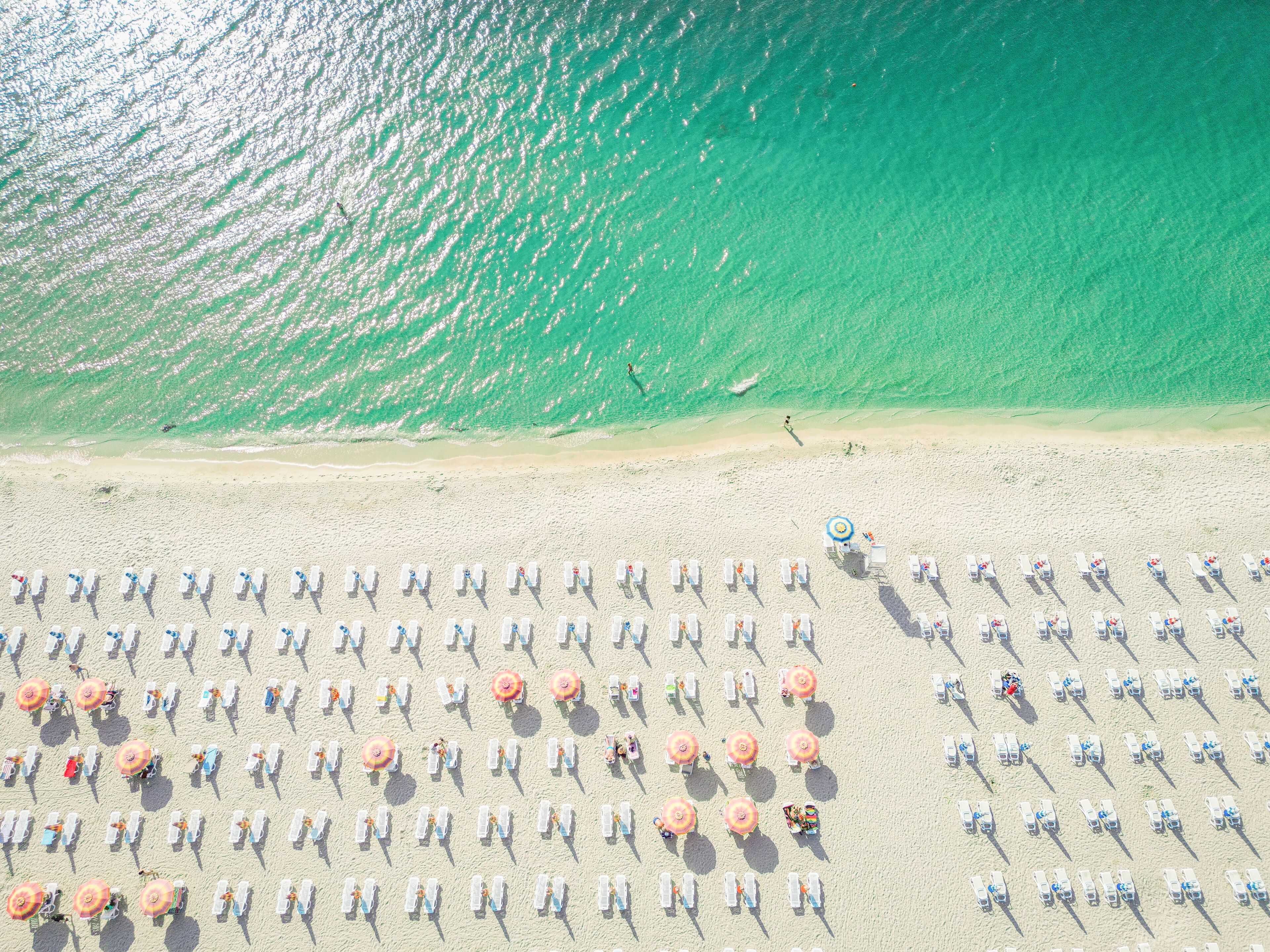 Serviço de traslado de/para a praia grátis, espreguiçadeiras 