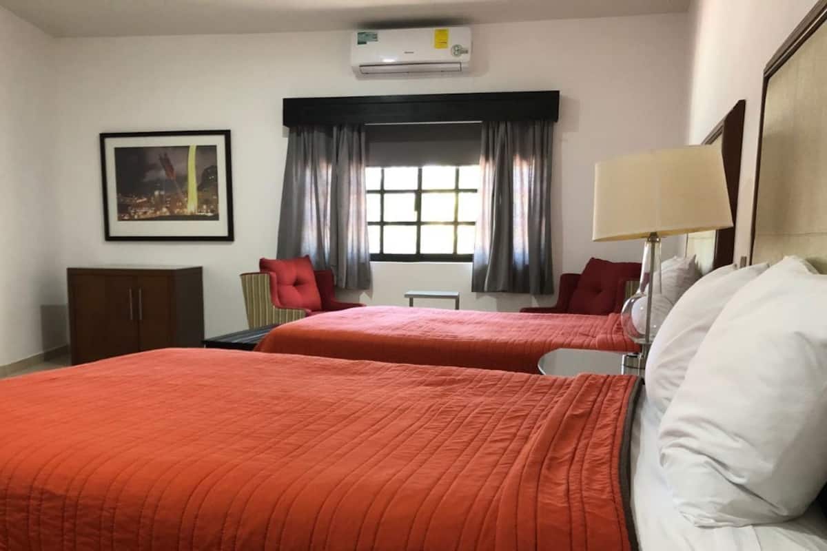 Desk, iron/ironing board, free WiFi