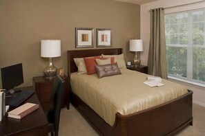 Family Townhome, 2 Bedrooms, Kitchen, Mountainside | 2 bedrooms, individually decorated, individually furnished - Escape at Eastside Condo and Townhomes (Issaquah)