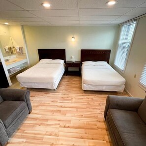 Family Suite, 2 Double Beds | Free WiFi - Baseball Town Motel (Cooperstown)