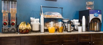 Travelodge by Wyndham Phoenix Downtown