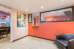 Interior - Travelodge by Wyndham Phoenix Downtown (Phoenix)