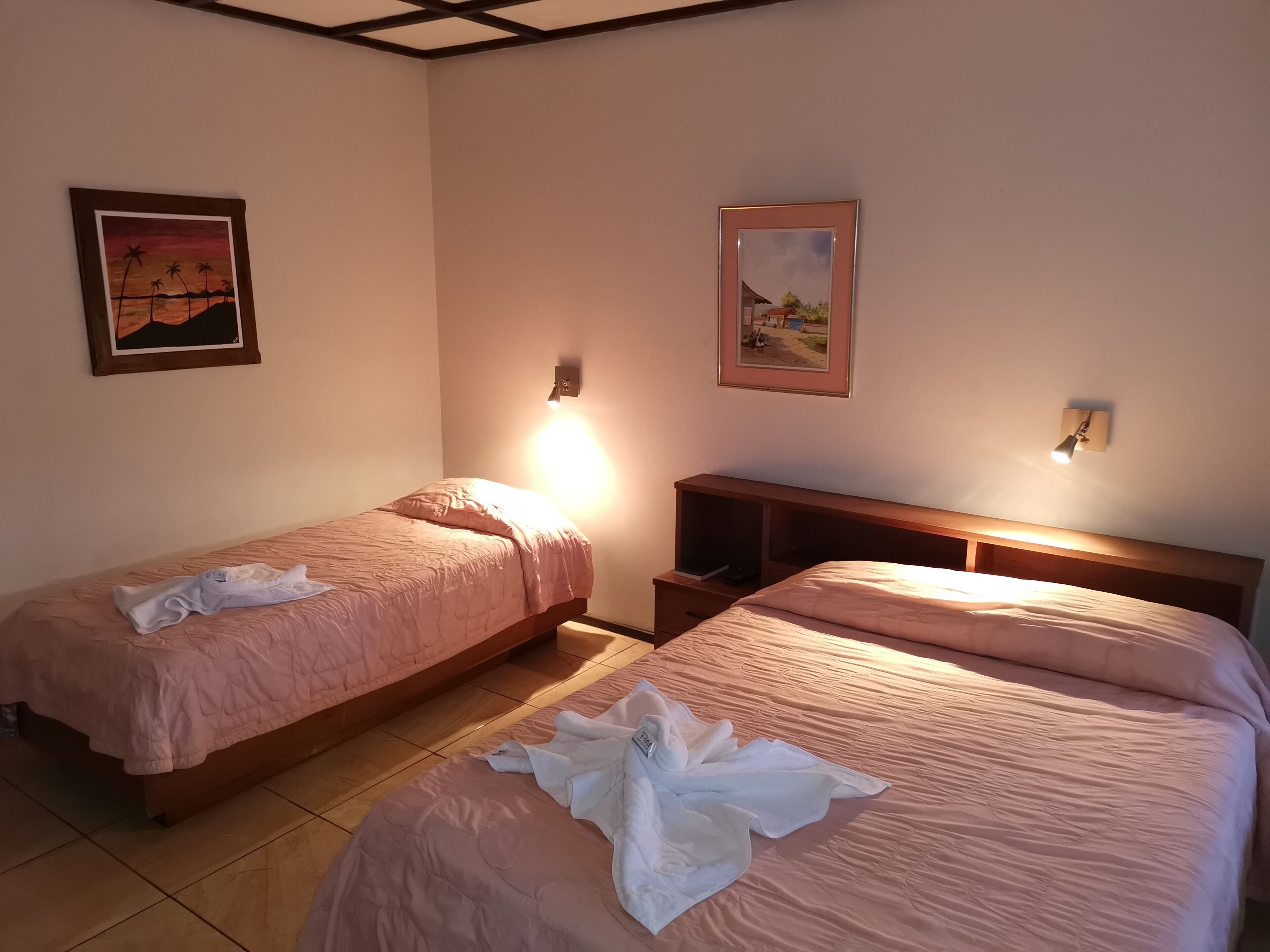 standard room, garden view | desk, free wifi, bed sheets