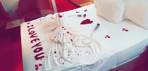 Premium bedding, in-room safe, desk, soundproofing - Hotel Al Akhawayn (Oujda)