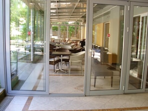 Balcony - Hotel Cybele (Lykovrysi-Pefki)