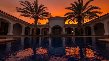 Villa de lujo | 3 dormitorios, tabla de planchar con plancha, wifi gratis y ropa de cama