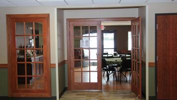 Free daily continental breakfast