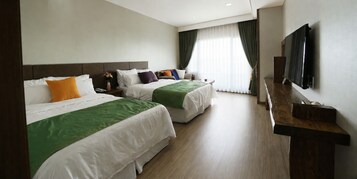 디럭스룸 | 노트북 작업 공간, 암막 커튼, 무료 WiFi, 침대 시트