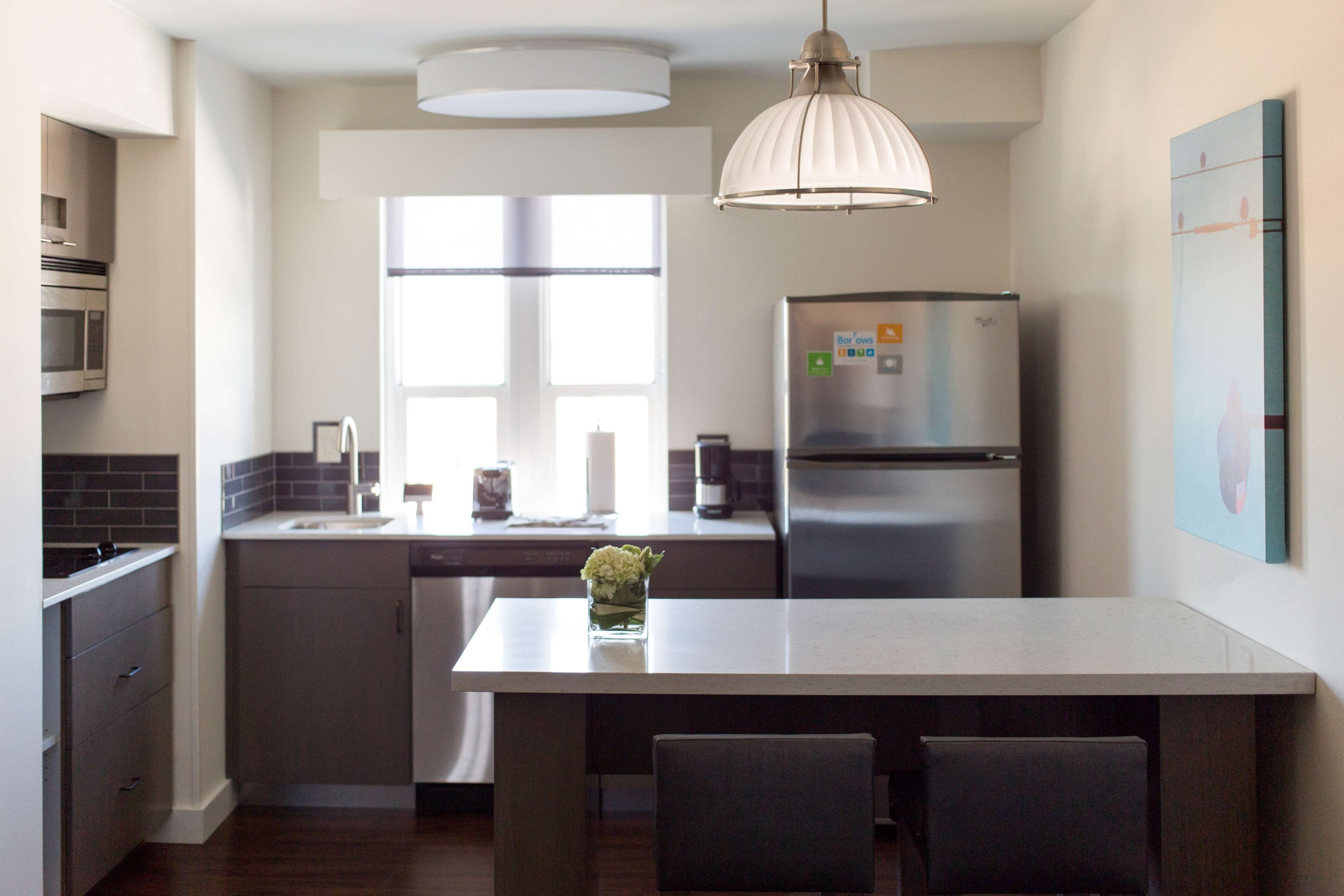 studio suite, 1 king bed | down duvets, pillow-top beds, desk, iron/ironing board