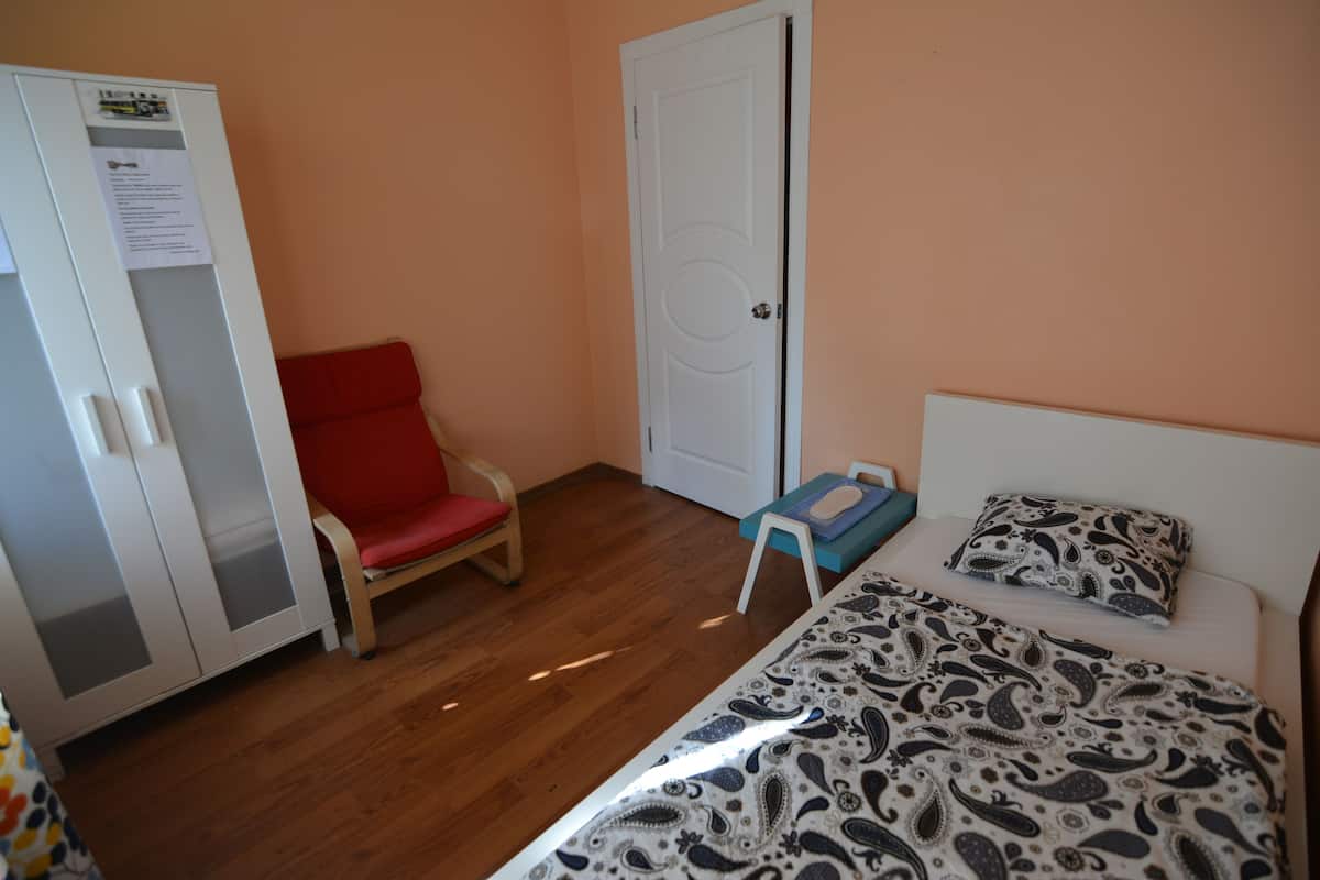 Basic Single Room, 1 Single Bed, Shared Bathroom | In-room safe, free WiFi