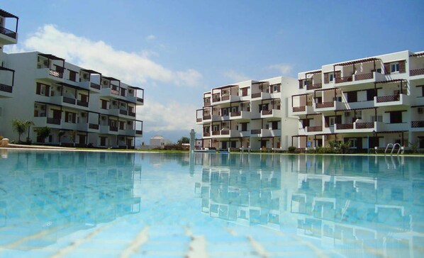 Appartement Supérieur, 2 chambres, fumeur | Piscine extérieure