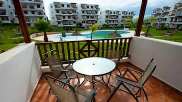 Superior Apartment, 2 Bedrooms, Smoking | Balkoni