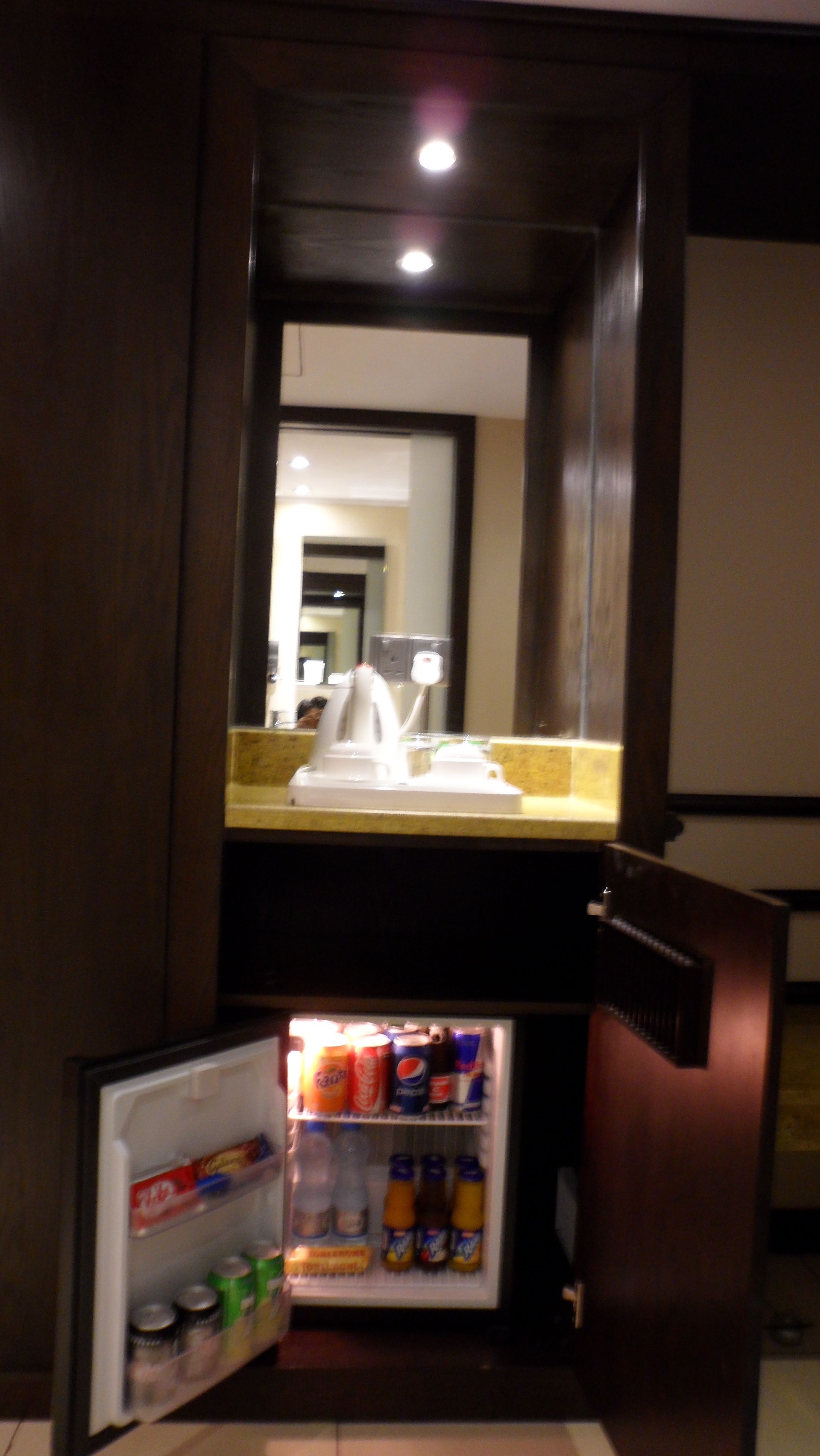 minibar, in-room safe, desk, iron/ironing board