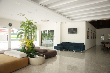 Lobby. Golden Roof Hotel Ampang Ipoh