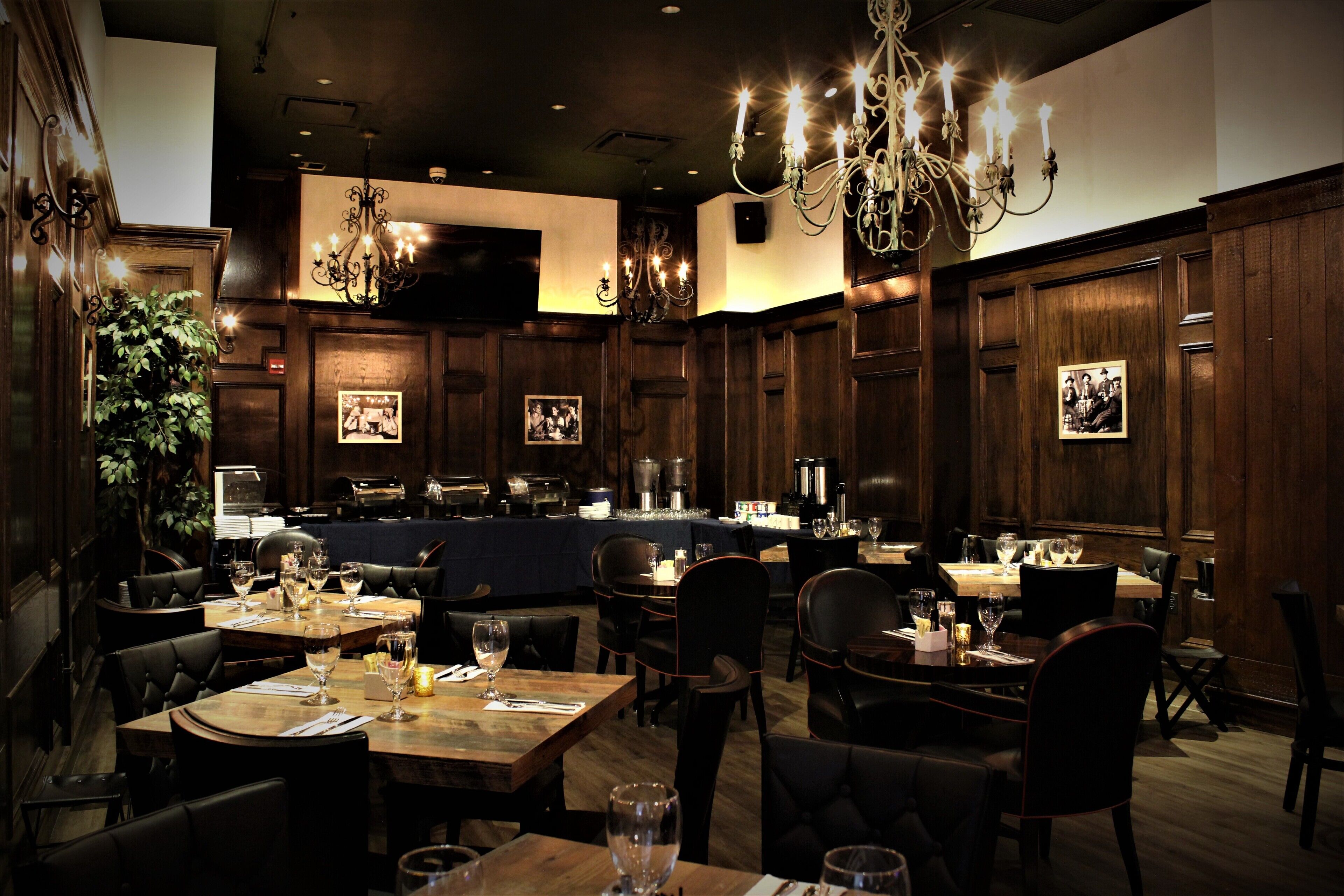 Daily buffet breakfast (USD 20 per person)