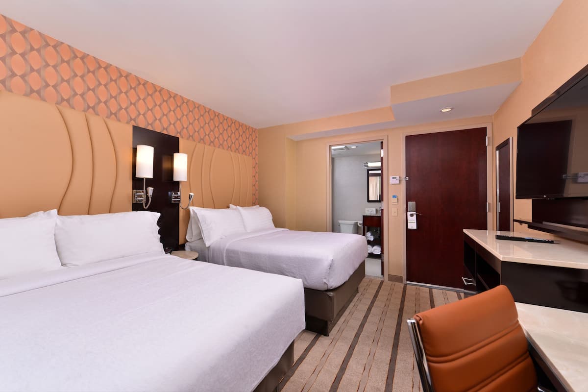 Hypo-allergenic bedding, in-room safe, desk, laptop workspace