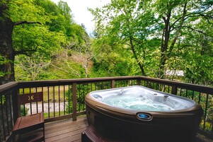 Cabin (Chilhowee 1) | Terrace/patio