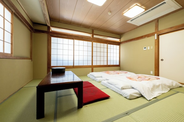 Japanese Style Room, Smoking | Down duvets, desk, iron/ironing board, free WiFi