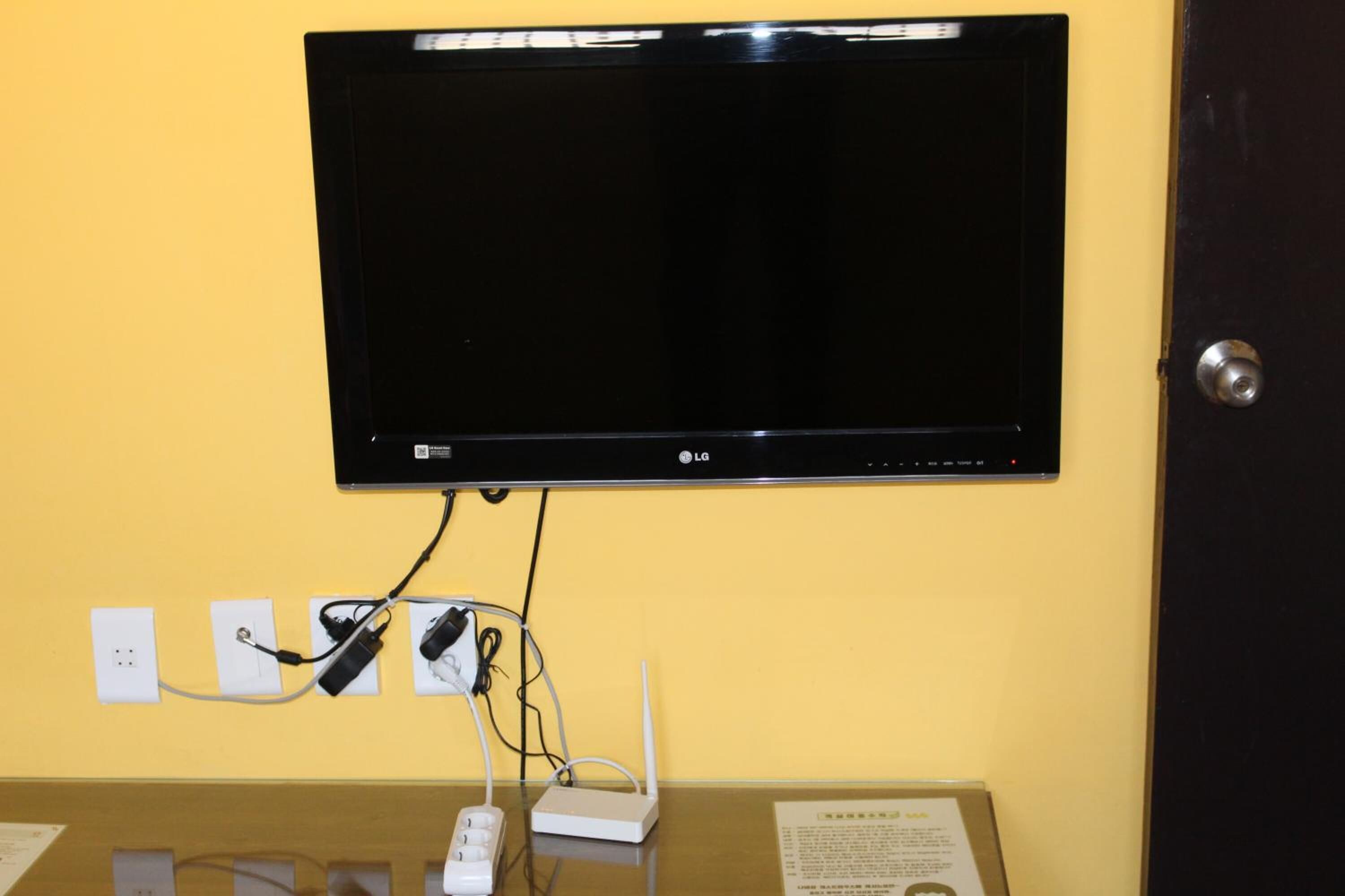 premium bedding, individually decorated, individually furnished