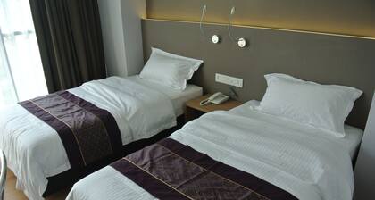 Super 8 Hotel @ Bayan Baru