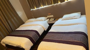 In-room safe, desk, soundproofing, iron/ironing board