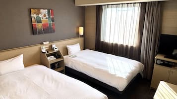 Down comforters, desk, free WiFi, bed sheets