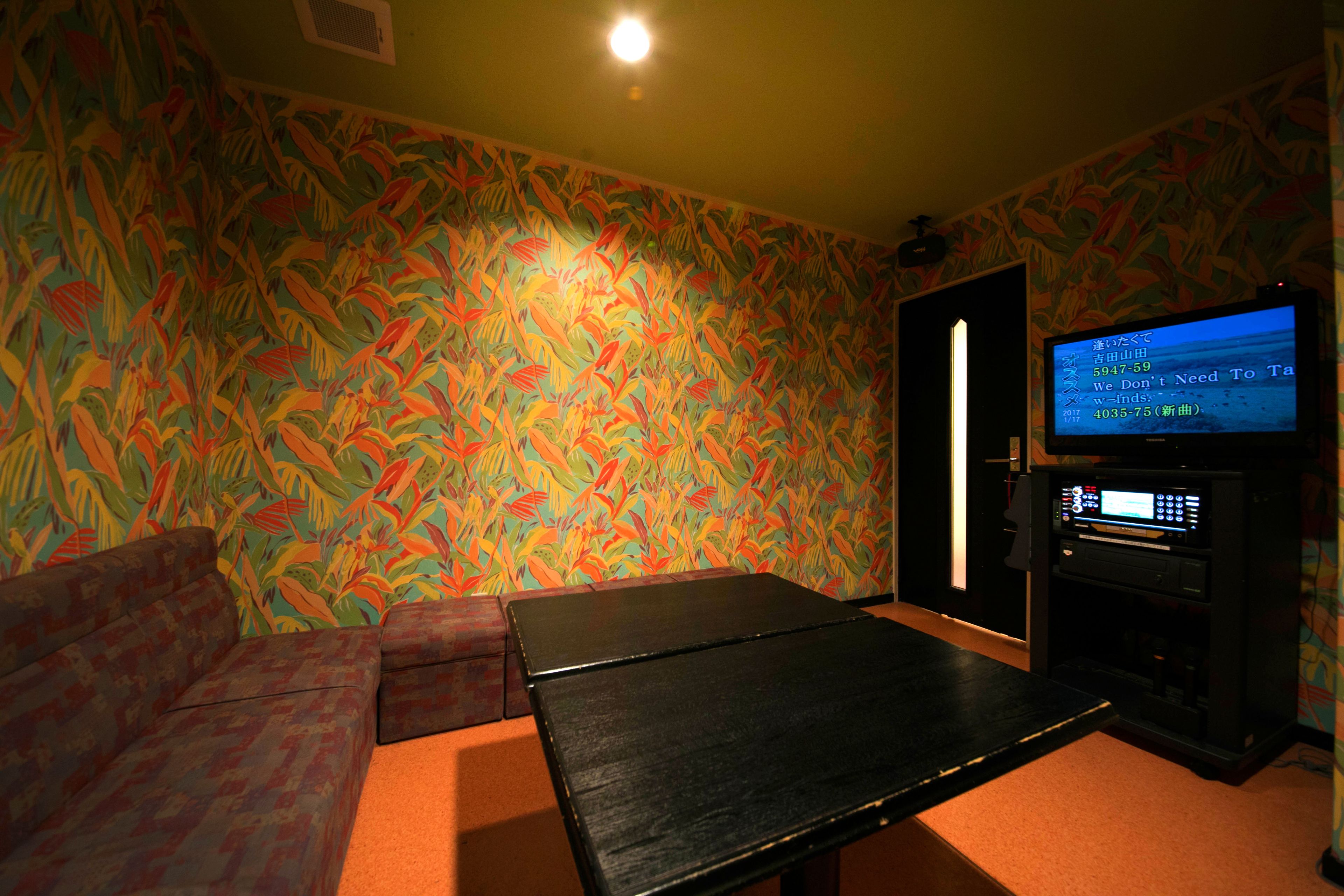 karaoke room
