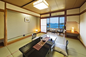 Japanese-style Room, Non Smoking | In-room safe, free WiFi