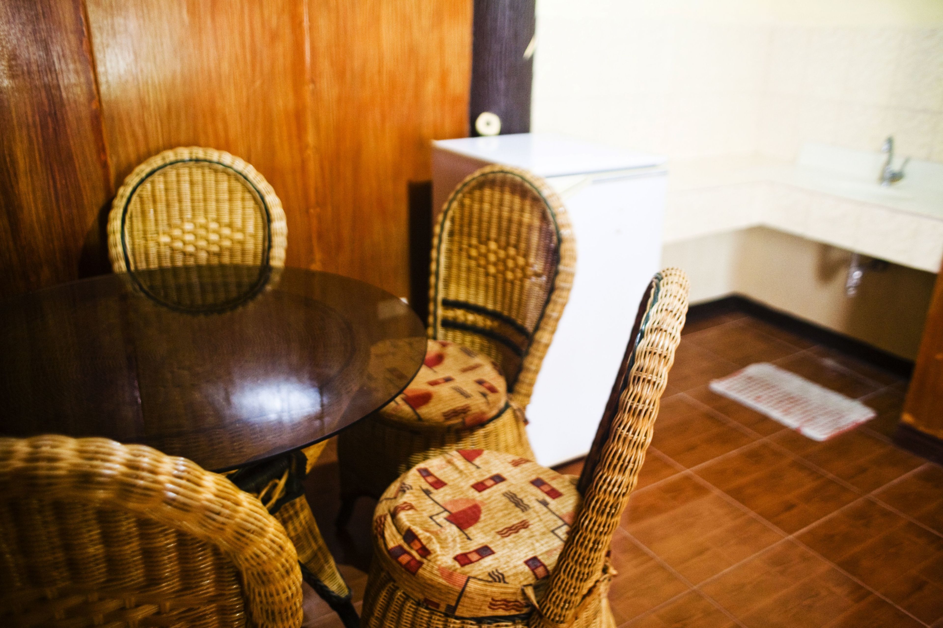 family room | in-room dining