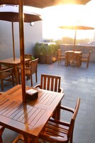 Breakfast, lunch, dinner served; international cuisine 