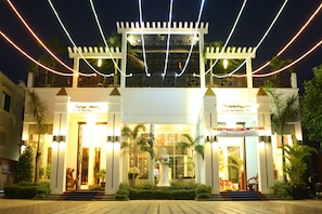 Front of property – evening/night