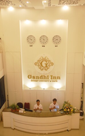 Reception - Gandhi Inn (Medan)