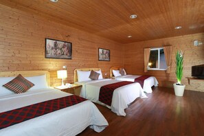 Down duvets, desk, blackout curtains, free WiFi