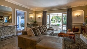 Lobby - The Fairlawns Boutique Hotel & Spa (Johannesburg)
