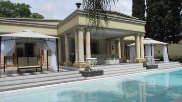 Superior Villa, 3 Bedrooms | Pool | 2 outdoor pools
