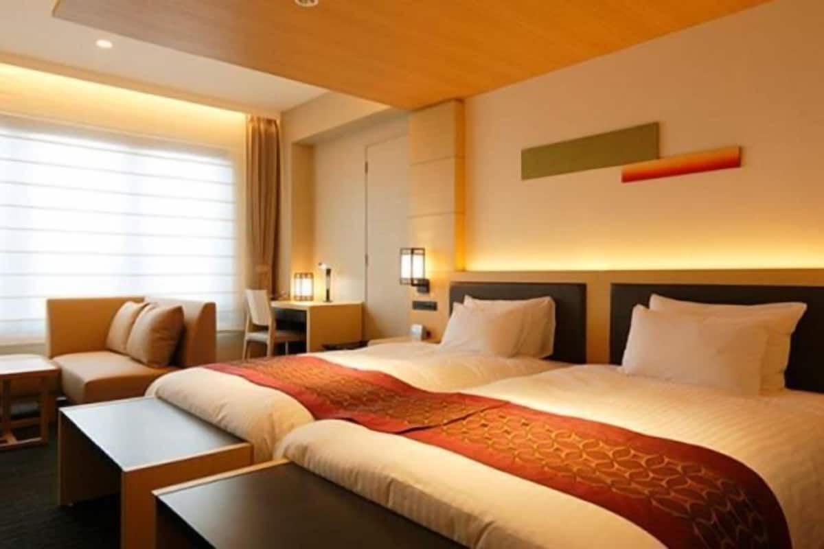 In-room safe, desk, free WiFi, bed sheets