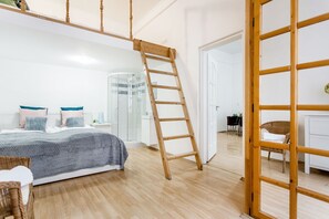 Standard Apartment, 2 Bedrooms | Desk, soundproofing, iron/ironing board, free WiFi - Grand Budapest Apartments (Budapest)