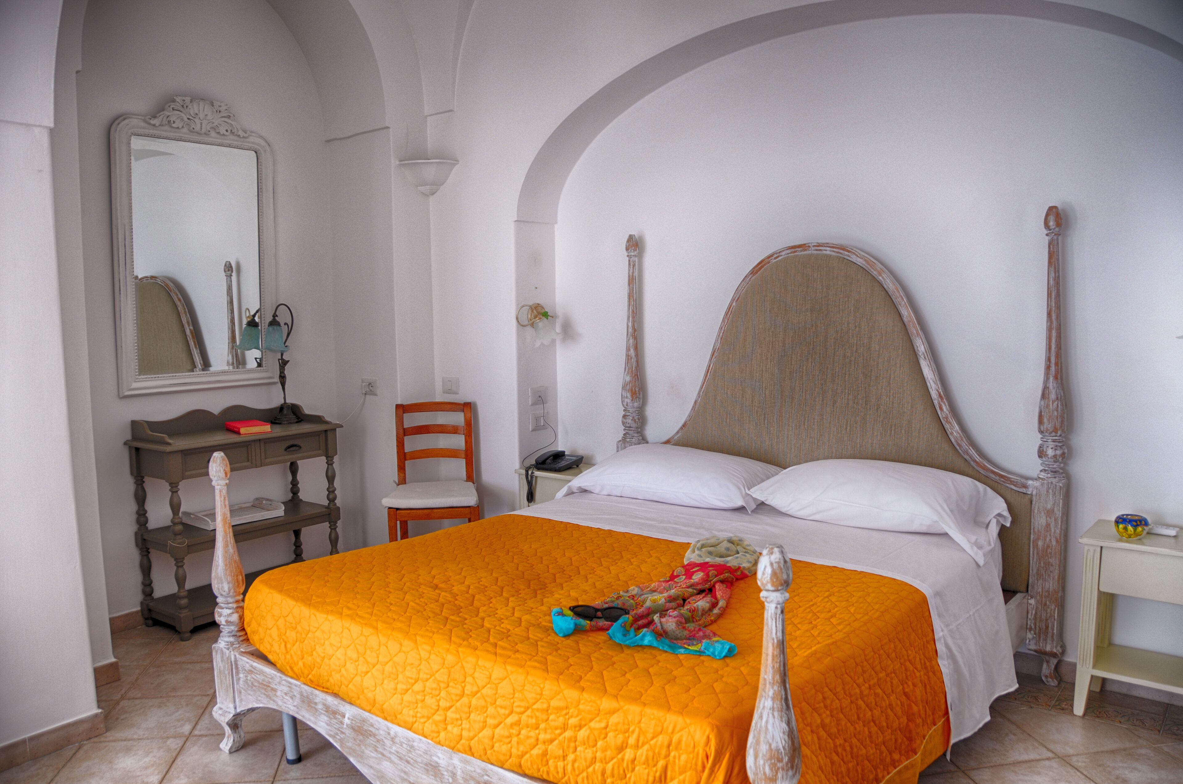 Chambre Deluxe Double ou avec lits jumeaux, vue mer | Minibar, coffres-forts dans les chambres, bureau, Wi-Fi gratuit