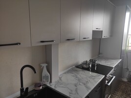 Basic Room | Private kitchen