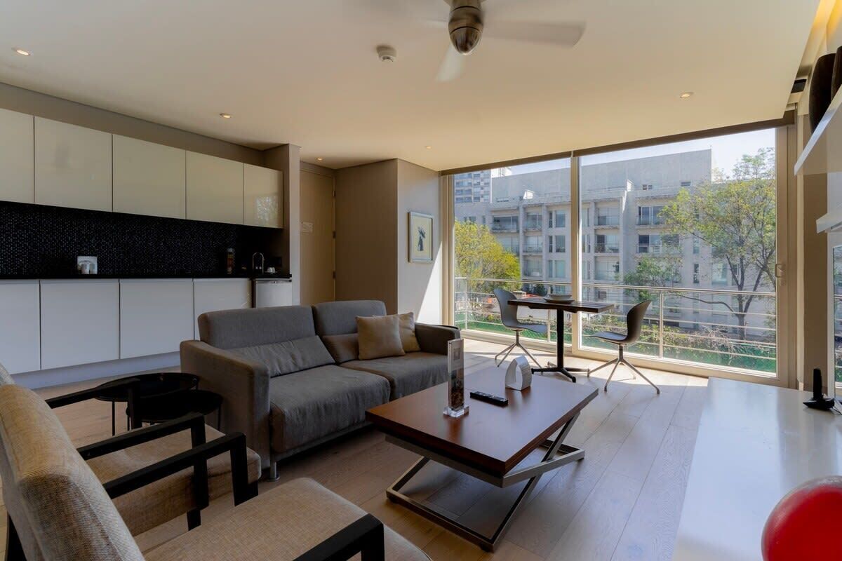 Televisor, videojocs, llibres i estèreo 