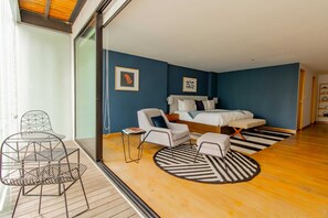 1 bedroom, in-room safe, desk, iron/ironing board