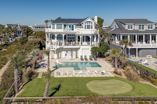 Discounts! Sea Spray- 400 Ocean Blvd. Oceanfont! Six Bedroom, Sleeps 15, Private Pool/Hot Tub