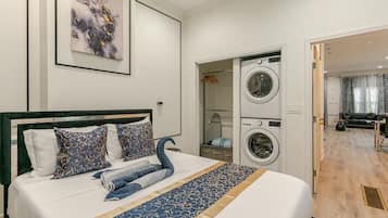 1 bedroom, iron/ironing board, free WiFi, bed sheets